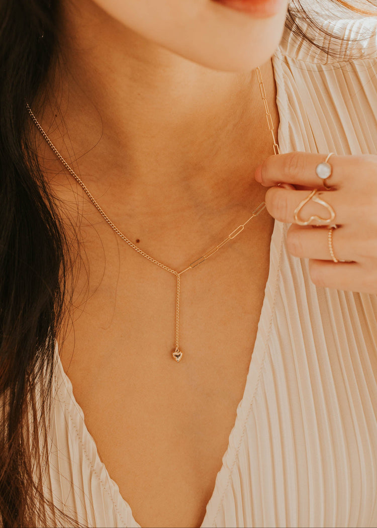 Loveline Lariat
