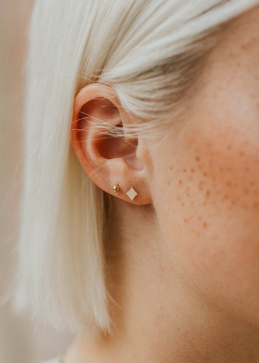 Sparkle Studs