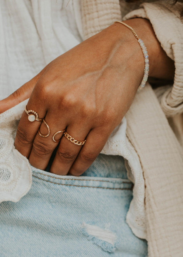 Avery Chain Ring