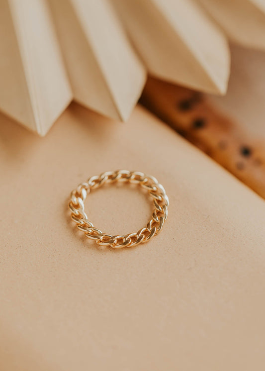 Avery Chain Ring