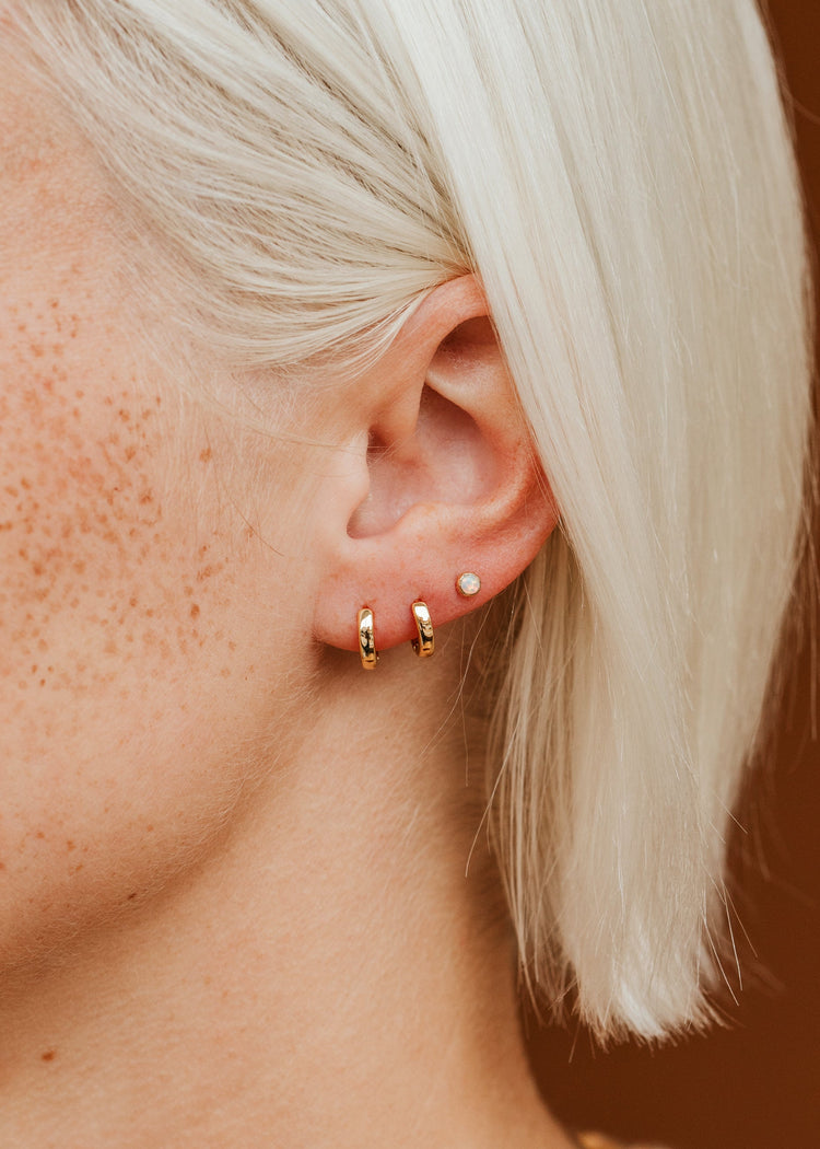Mina Hoops